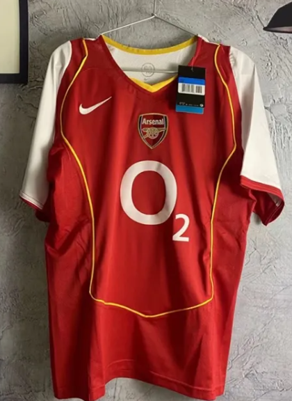 Arsenal Home 04/05