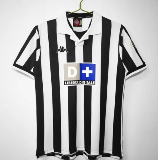 Juventus Home 98/99